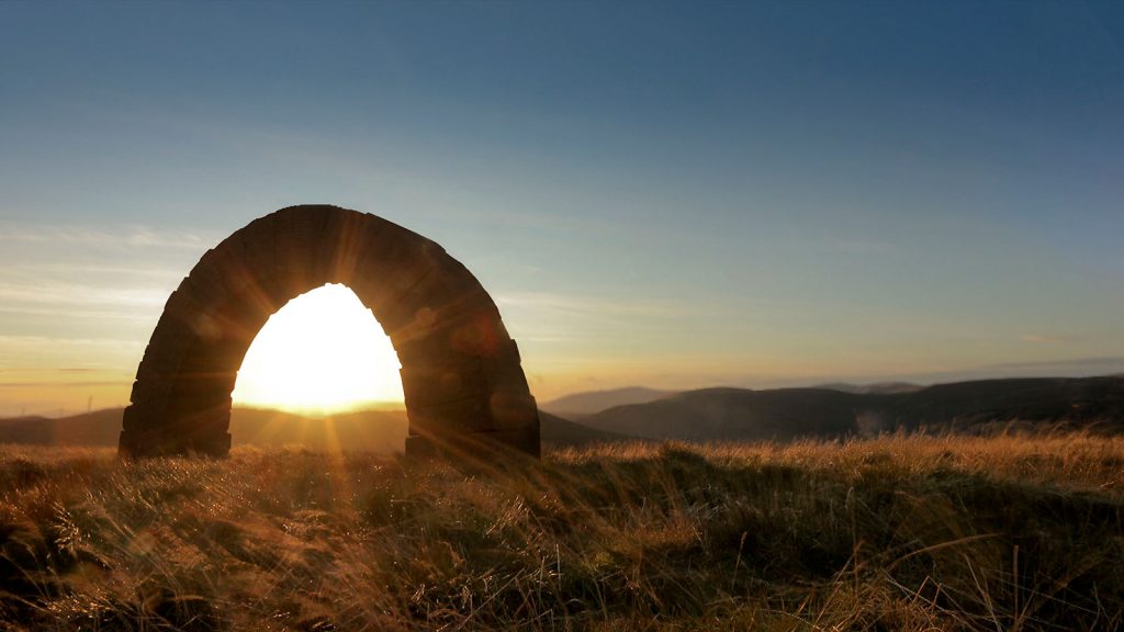 Andy Goldsworthy Striding Arch